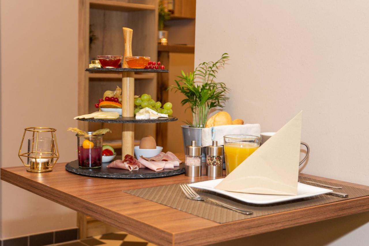 Lok - Die Pension - Das Restaurant Tessin Экстерьер фото